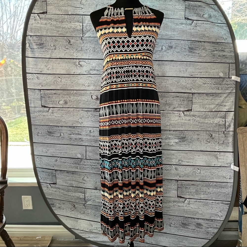 APT 9 Size Small Dress Soft Beautiful Pattern